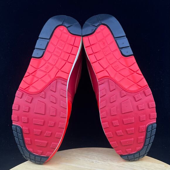 Nike Air Max 1 Men's Sz 12 Shoes HQ3607 687 Gym Red/University Red/Light Crimson - Picture 9 of 10